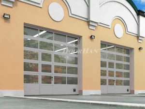 Промышленные секционные ворота DoorHan серии isd01 с остеклением 3500x3500